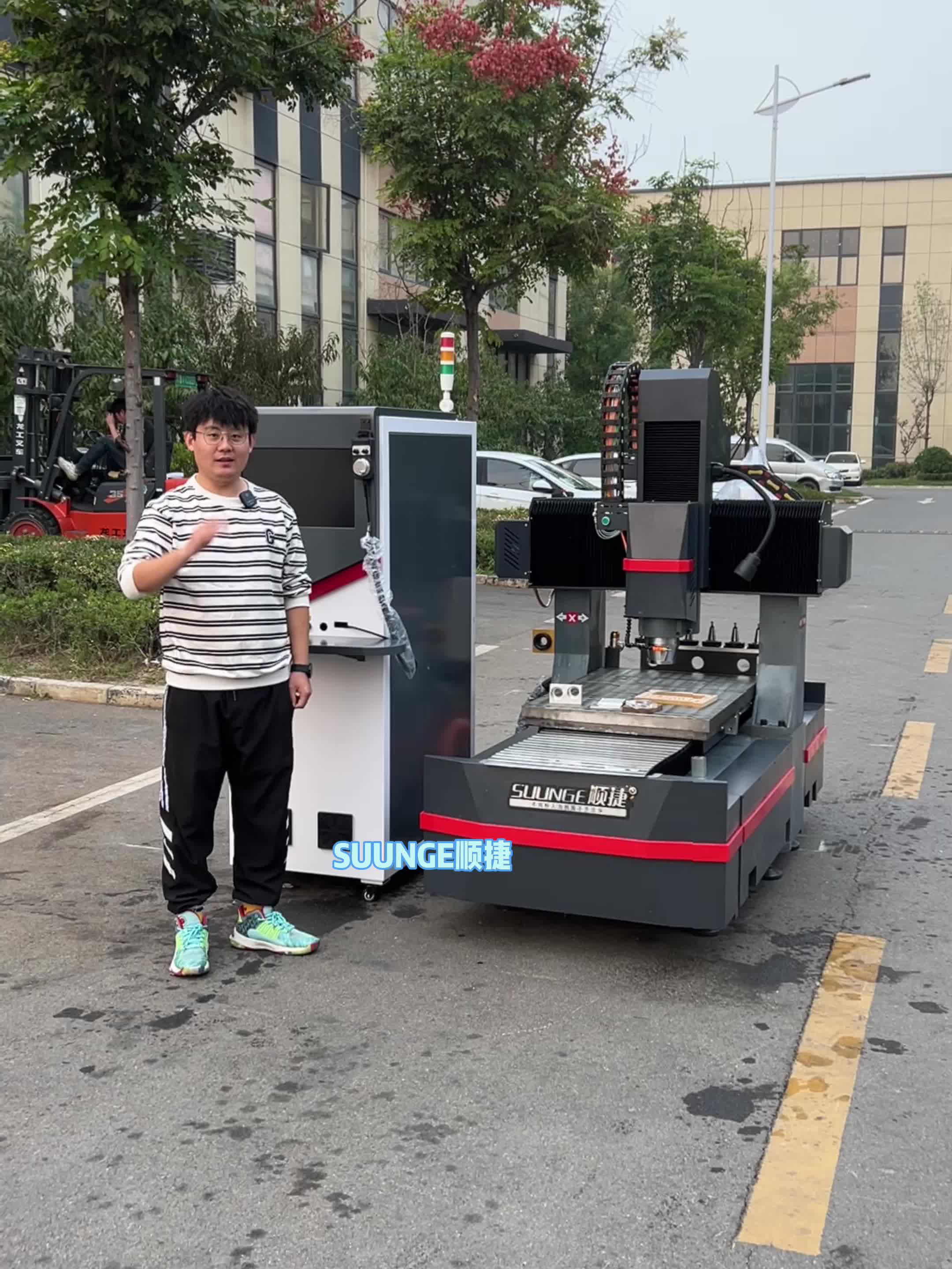 五轴雕刻机加工工艺丰富多样(图1)